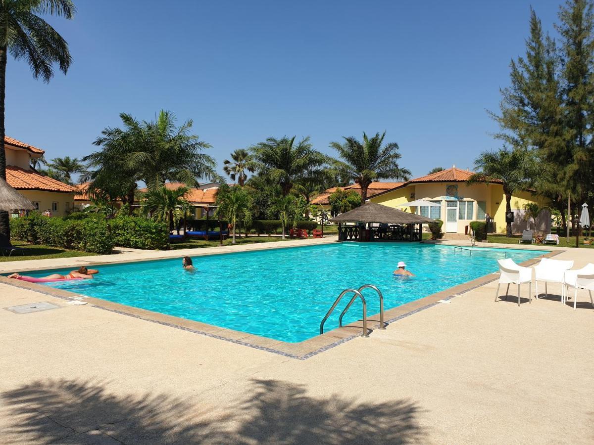Djeliba Resort Serrekunda Buitenkant foto
